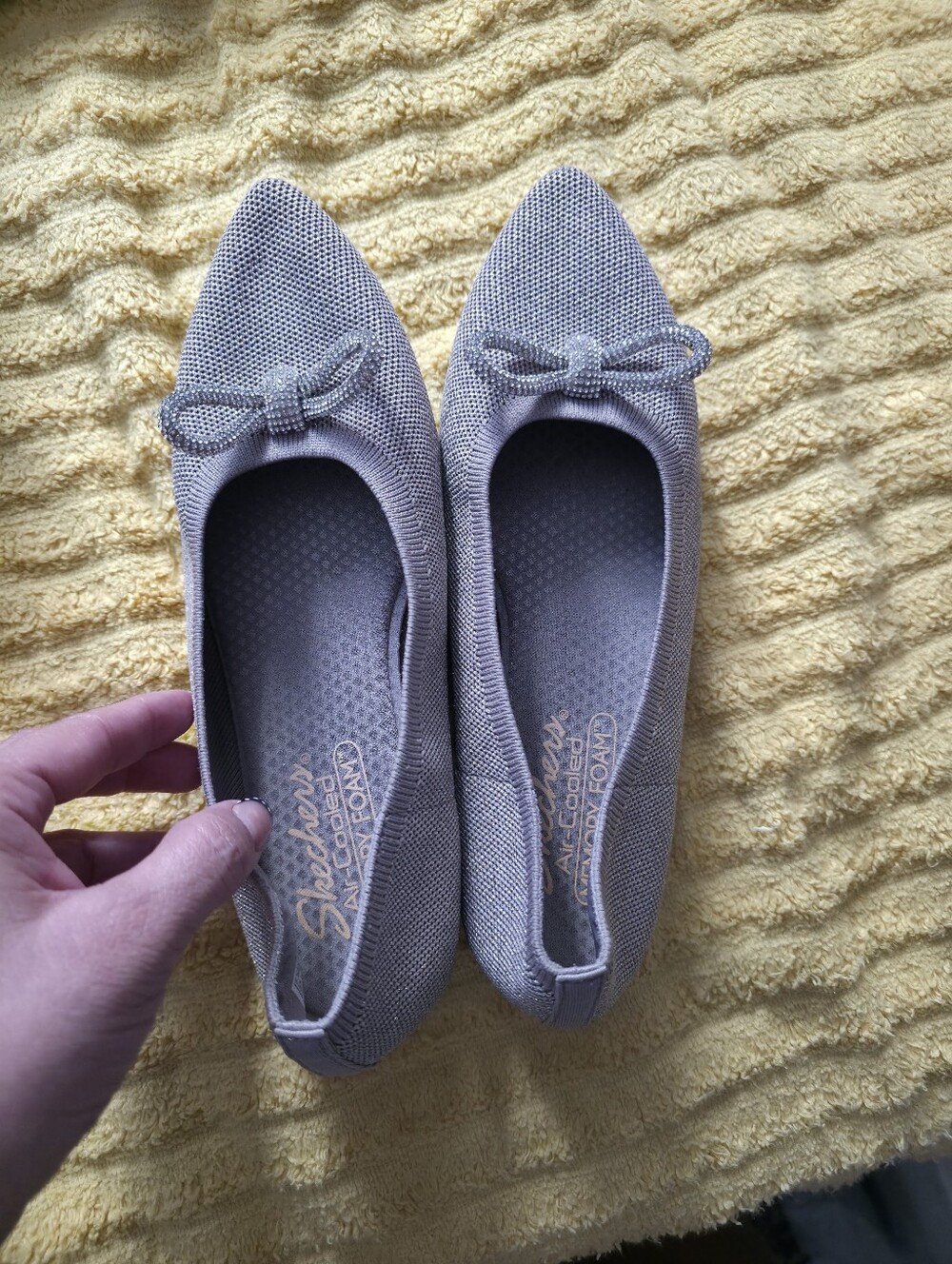 Skechers Women's Pointed Bow Flats in Light Gray